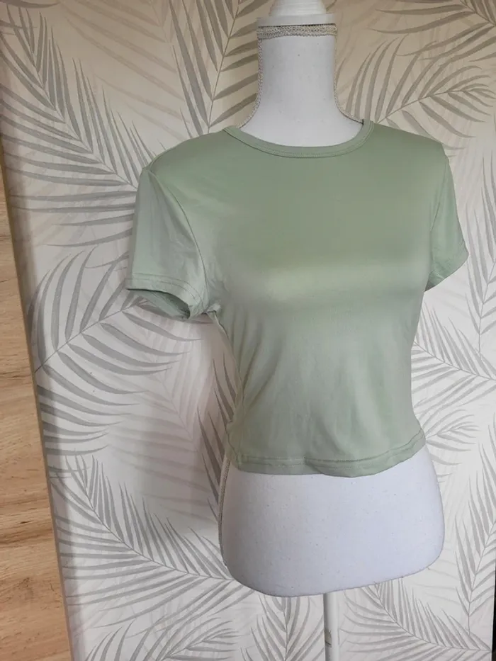 Top court femme taille M vert d'eau - photo numéro 3