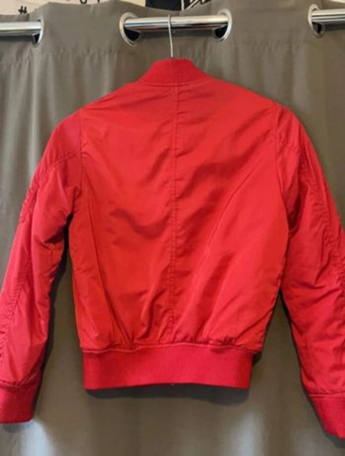 Bomber rouge - photo numéro 3