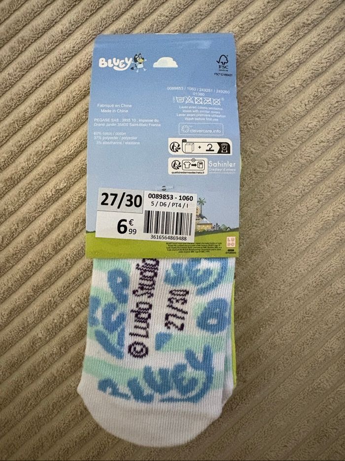 Chaussettes Bluey, neuves. - photo numéro 2