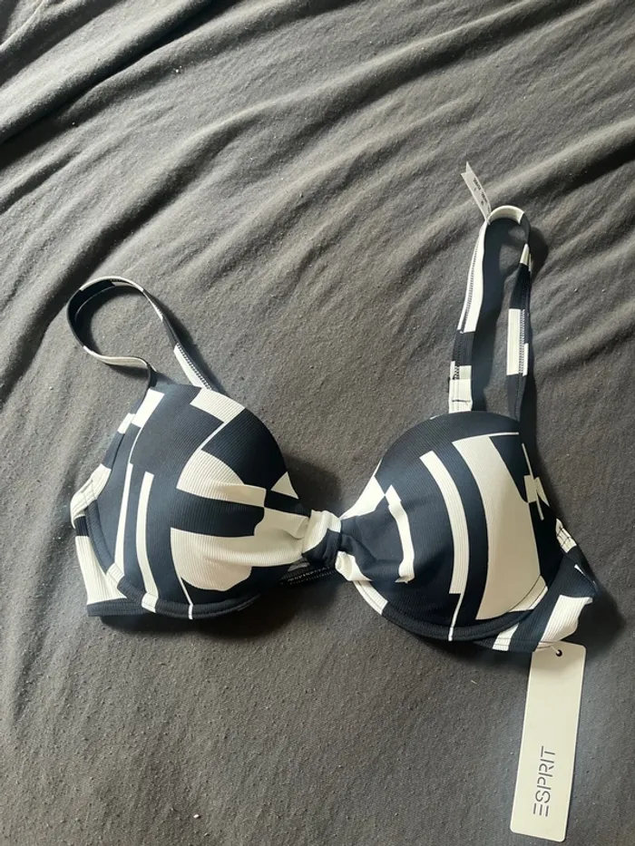 Haut maillot de bain neuf