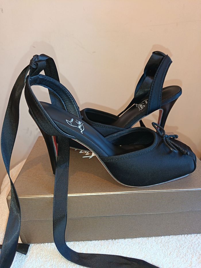 Chaussures neuf - photo numéro 5