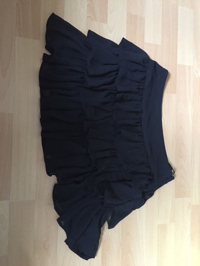 Jupe noire Taille 38 - photo numéro 2