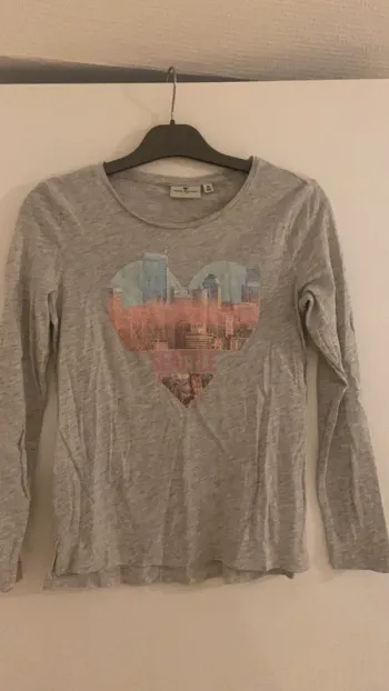 Tee shirt