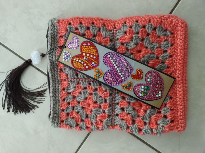 Pochette au crochet et/ou protège livre - photo numéro 5