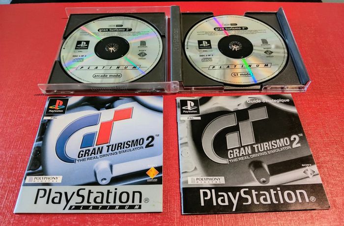Jeu PlayStation 1 grand turismo 2 platinium - photo numéro 2