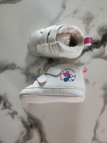 Basket fourré pour l'hiver taille 6 a 9 mois