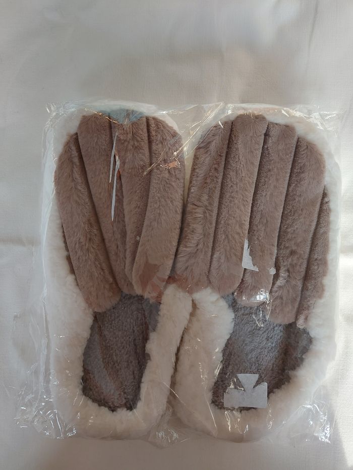 Pantoufles - photo numéro 3