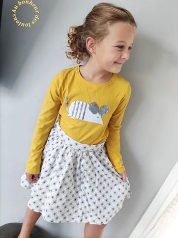 10 ans ensemble Okaïdi teeshirt et jupe