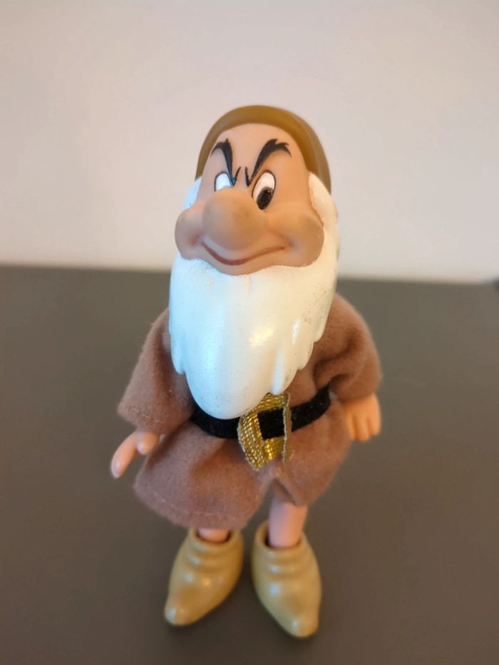 figurine Disney blanche neige simba