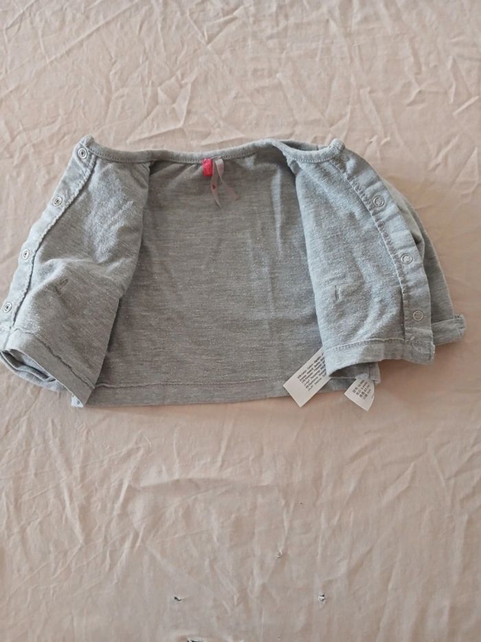 Veste 6 mois - photo numéro 2