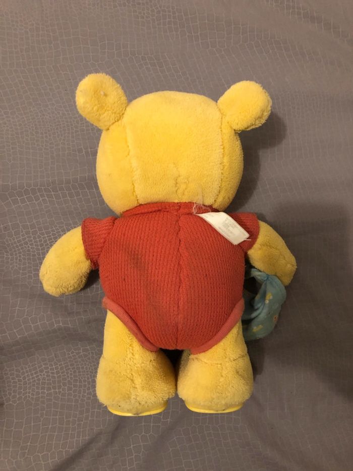 Winnie qui marche et parle - photo numéro 2