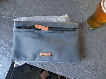 Pochette neuve cabaia