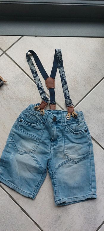 Short 3 ans avec bretelles