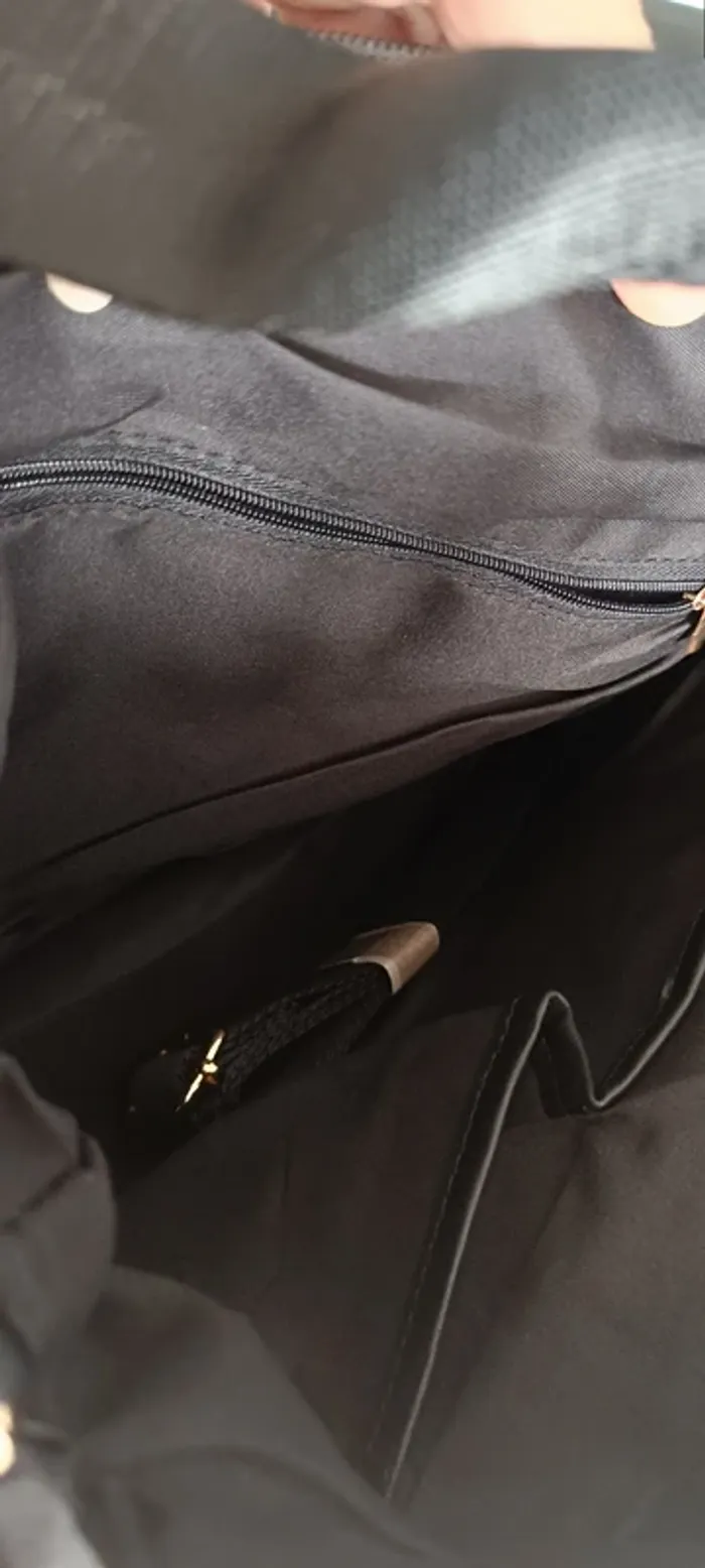 Sac matelassé avec bandoulière noir - photo numéro 5