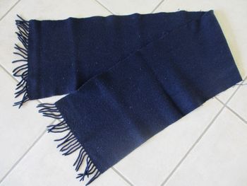 Echarpe bleu marine