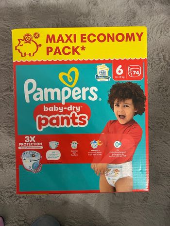 Pampers pants taille 6 74 couches neuf
