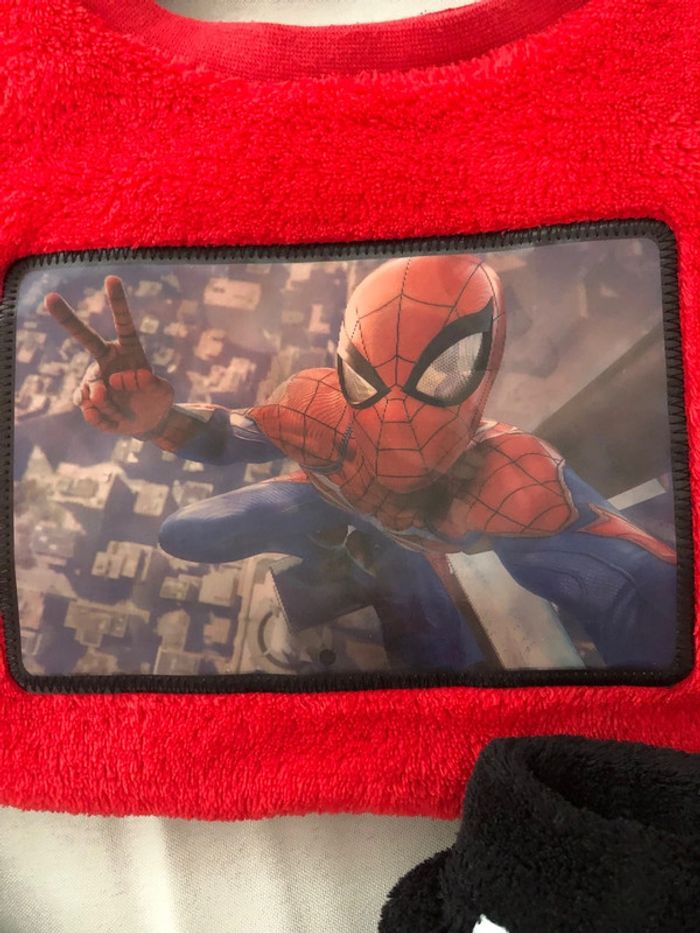 Lot de vêtements Spiderman 3/4 ans - photo numéro 11