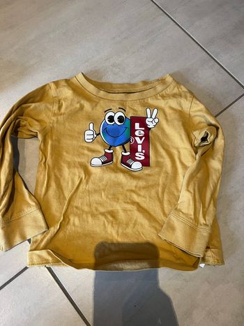 TEE shirt