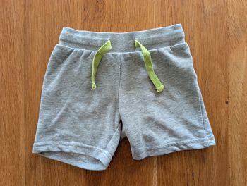 Short gris ceinture élastique Schtroumpfs 3-4 ans