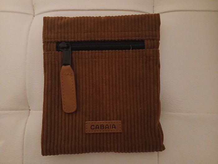 Pochette latéral cabaïa neuve sans étiquette