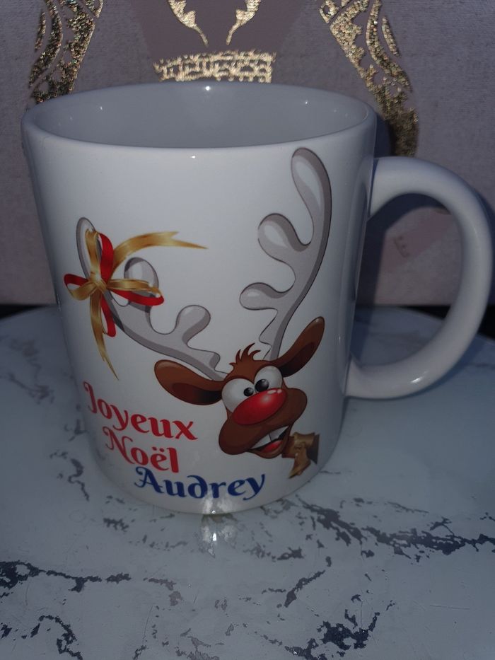 Mug renne de Noël personnalisé