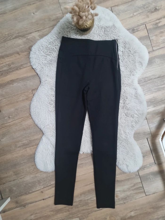 Legging Zara taille XS - photo numéro 2