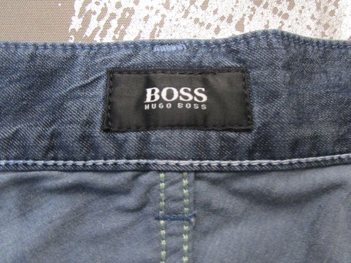 Jean Hugo Boss coupe droite régular Stretch 100% Coton W34 L34 Bleu brut (J140) - photo numéro 8