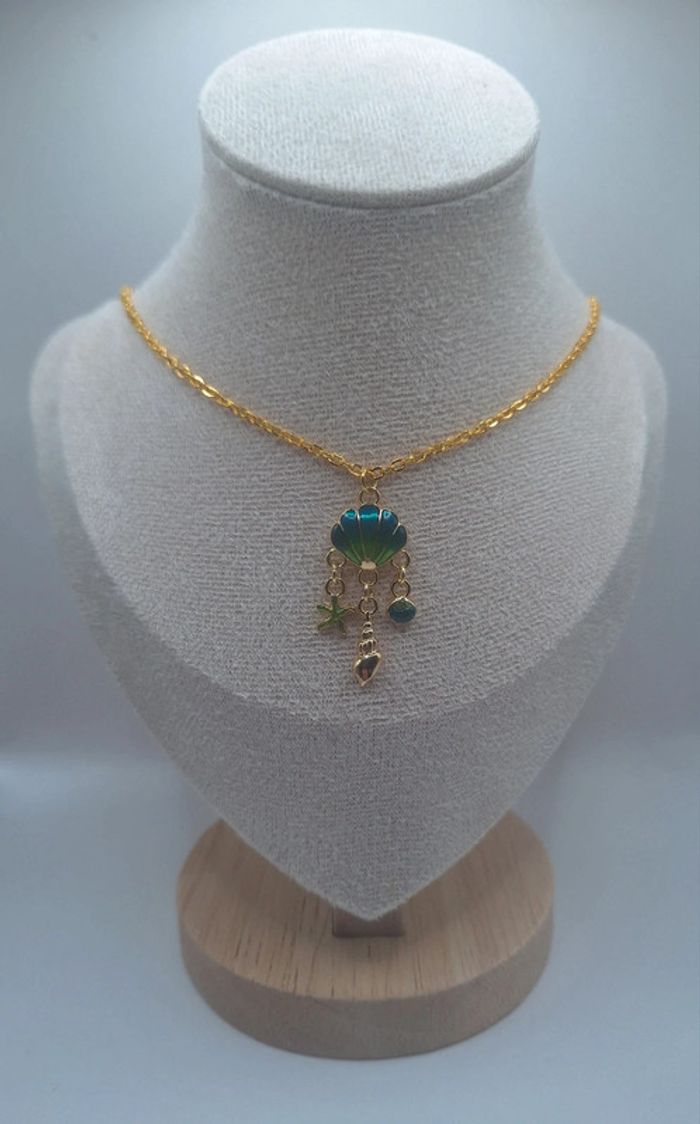 Collier coquillage