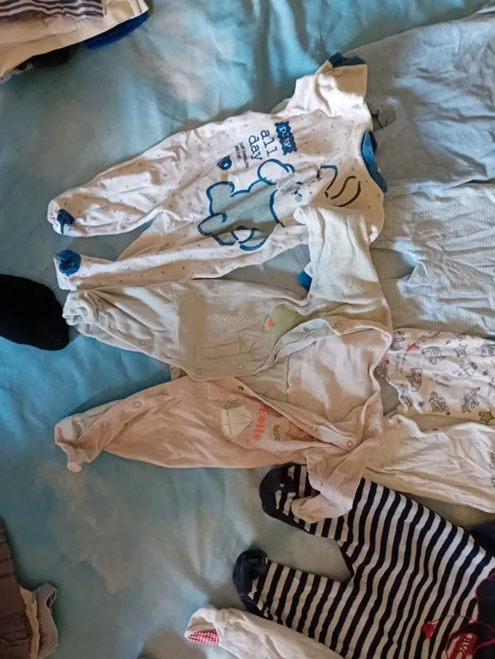 Pyjamas 6mois - photo numéro 4