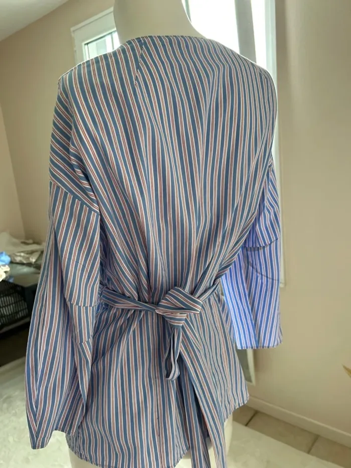 Chemisier Zara neuf bleu et blanc - photo numéro 3