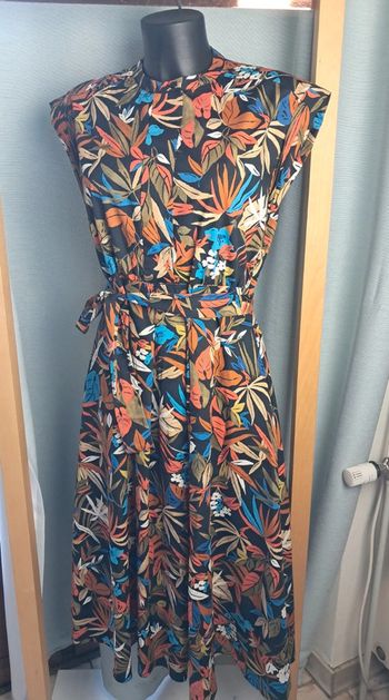 Caroll robe été pin-up vintage T.36 en tbe