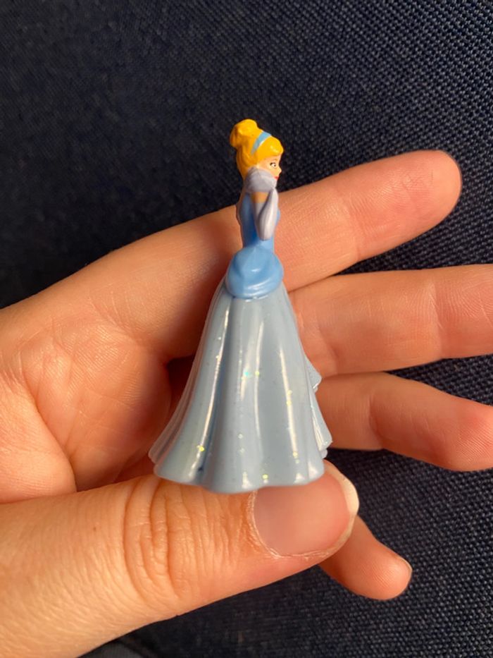 Disney Princesses Cendrillon (Kinder Surprise - photo numéro 3