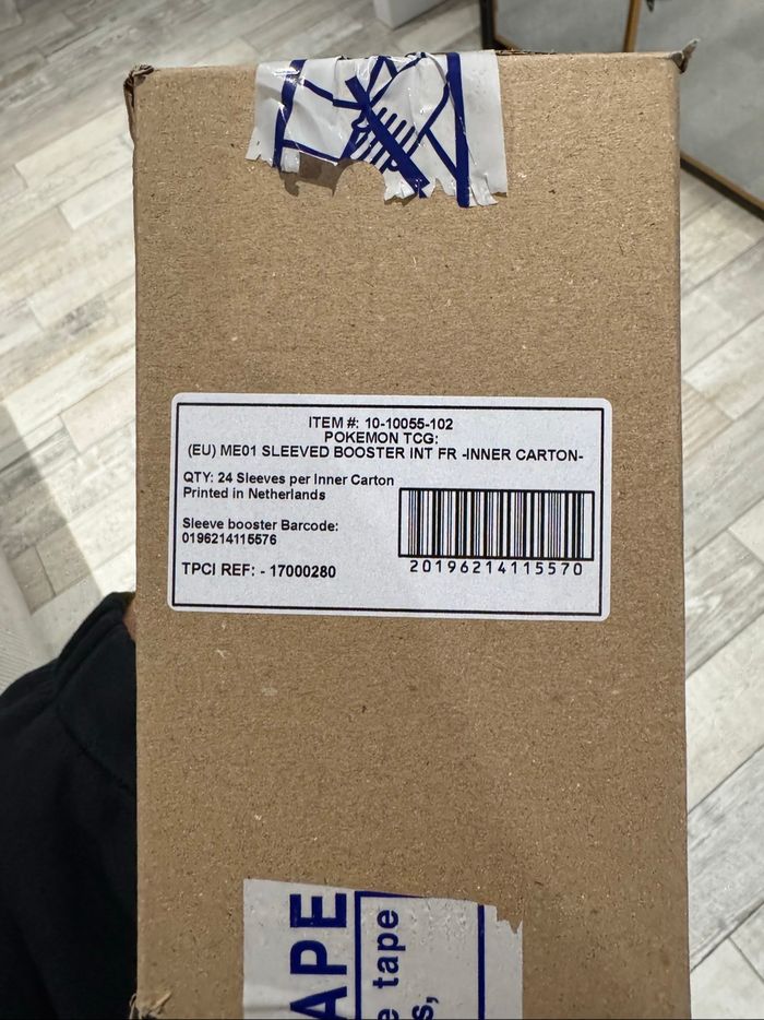 [NEUF] Case de 24 boosters Pokémon ME1 mega évolutions - photo numéro 2