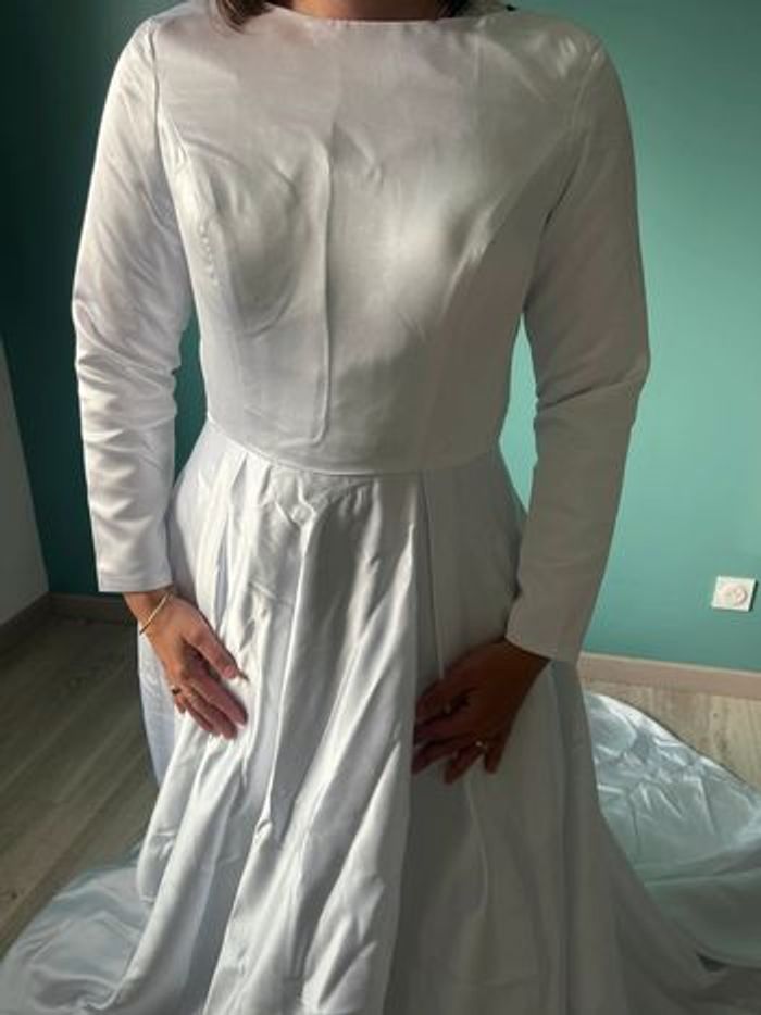 Robe de mariée manche longue T46 PLUS SIZE - photo numéro 3