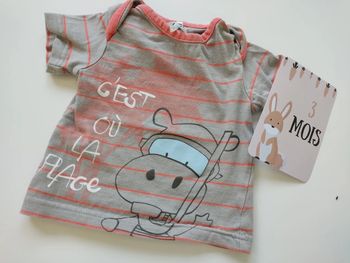 Tee-shirt, taille 3 mois