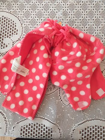 Ensemble bonnet écharpe neuf