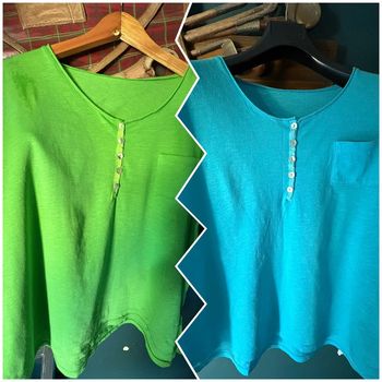 Lot de deux tee shirts neufs oversize taille unique. Made in Italy