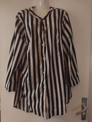 Chemise longue ouverte