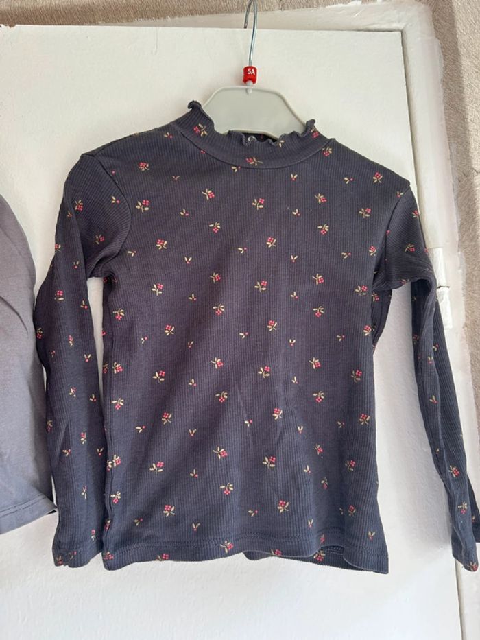 2 tshirts fille - photo numéro 4