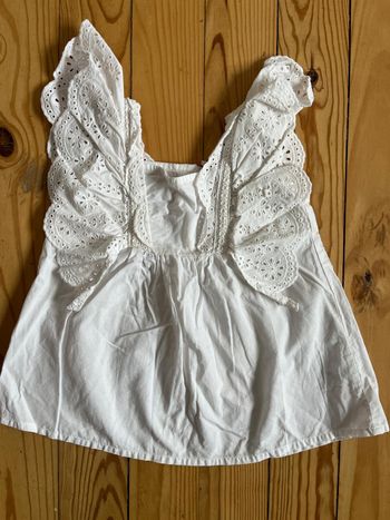 Blouse blanche TAO 4 ans état neuf