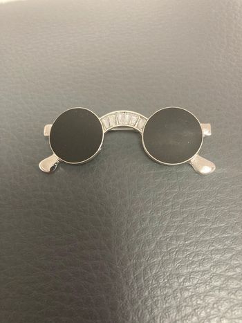 Broche lunette de soleil
