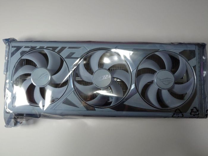 ROG Strix gaming GeForce RTX 4090 - photo numéro 5