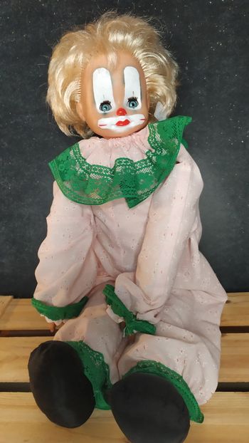 grande poupée clown  vintage  corps souple en tissus