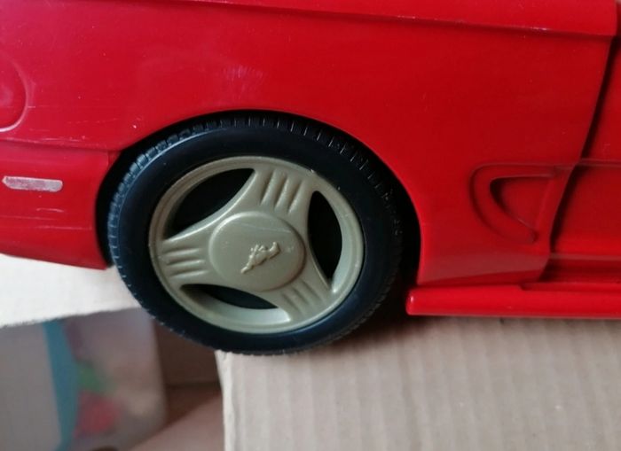 Voiture barbie mustang vintage années 70 très bon état - photo numéro 3