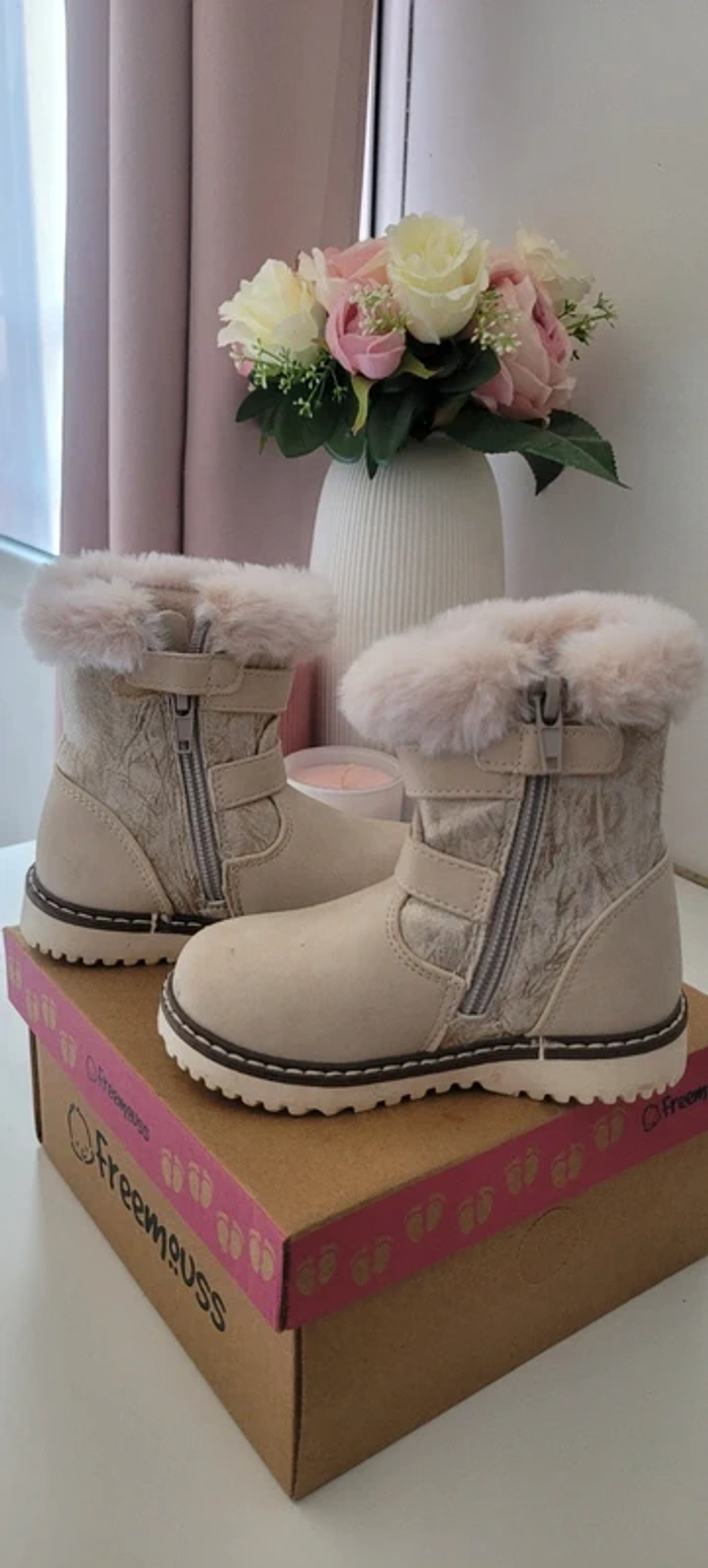 Bottines mi haute enfants à fourrure beige et rose Nini & Girls - photo numéro 2