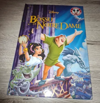Livre  le bossu de notre  dame