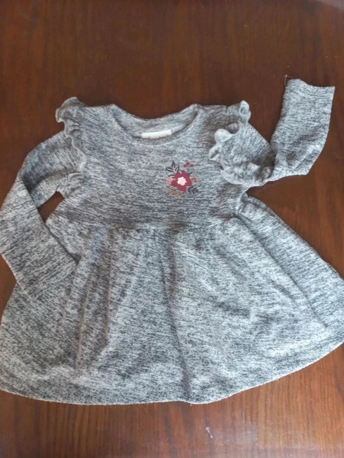 Pull long gris C&A 2ans 92cm
