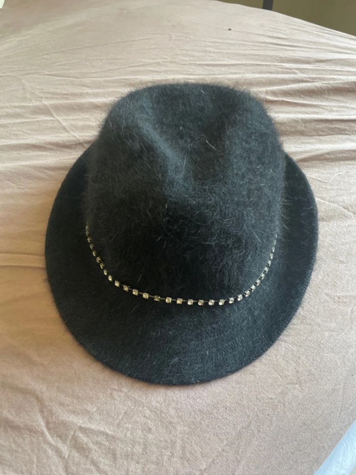 Chapeau noir strass