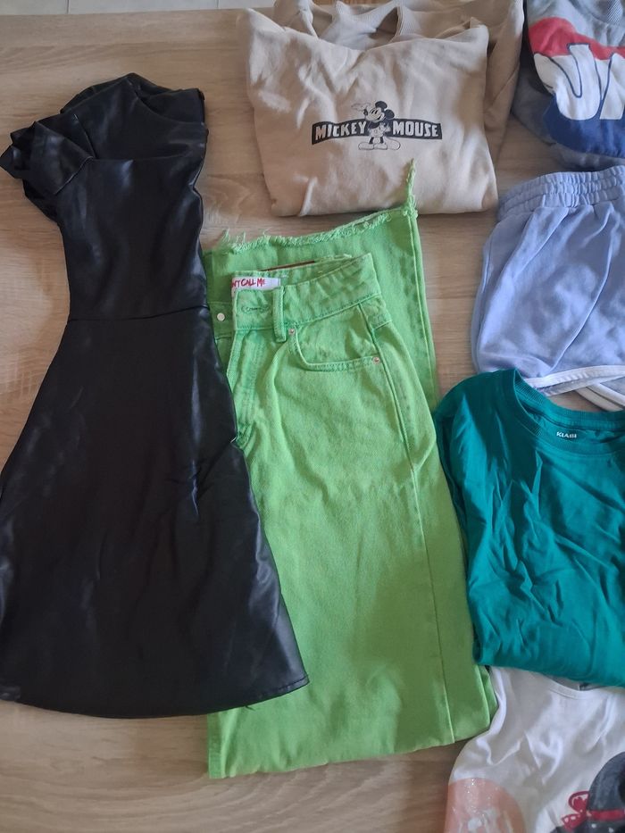 Lot vêtements 12 ans fille - photo numéro 2