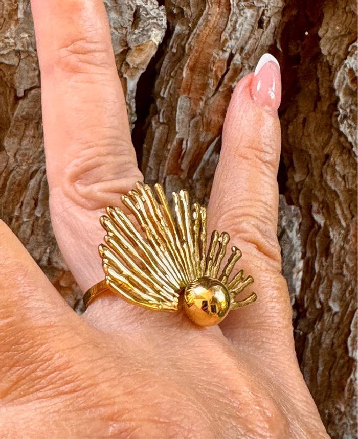 Grosse bague soleil tige boule acier inoxydable or réglable - photo numéro 5
